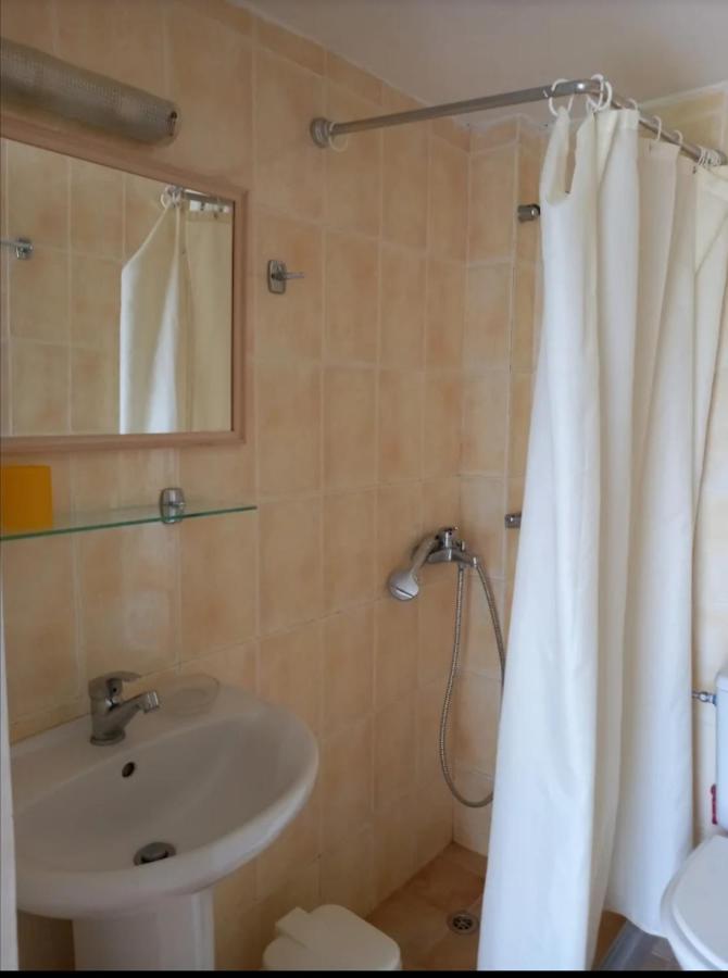 Argo Rooms Áyios Nikítas Екстериор снимка
