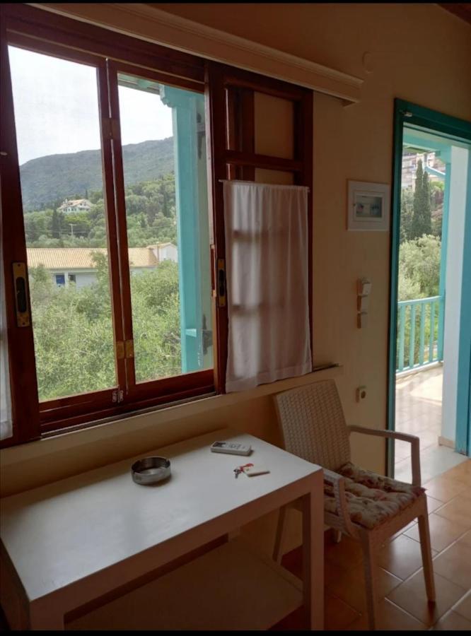 Argo Rooms Áyios Nikítas Екстериор снимка