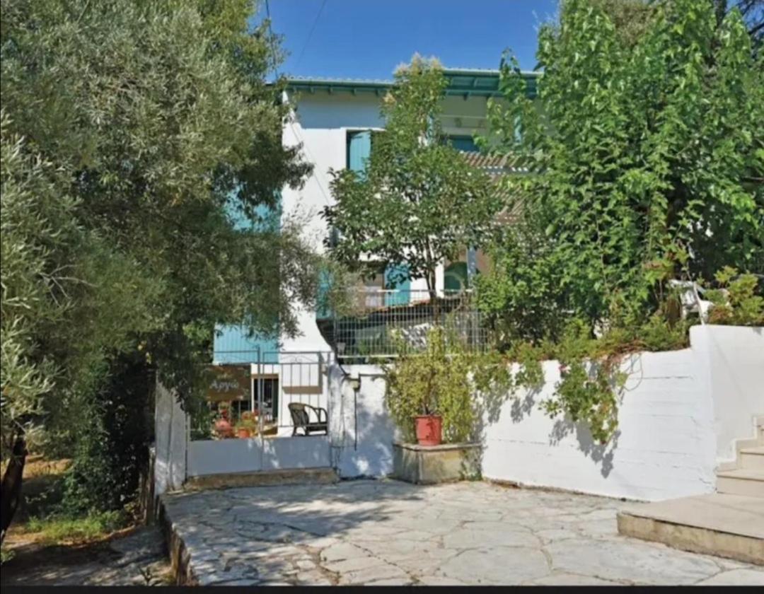 Argo Rooms Áyios Nikítas Екстериор снимка